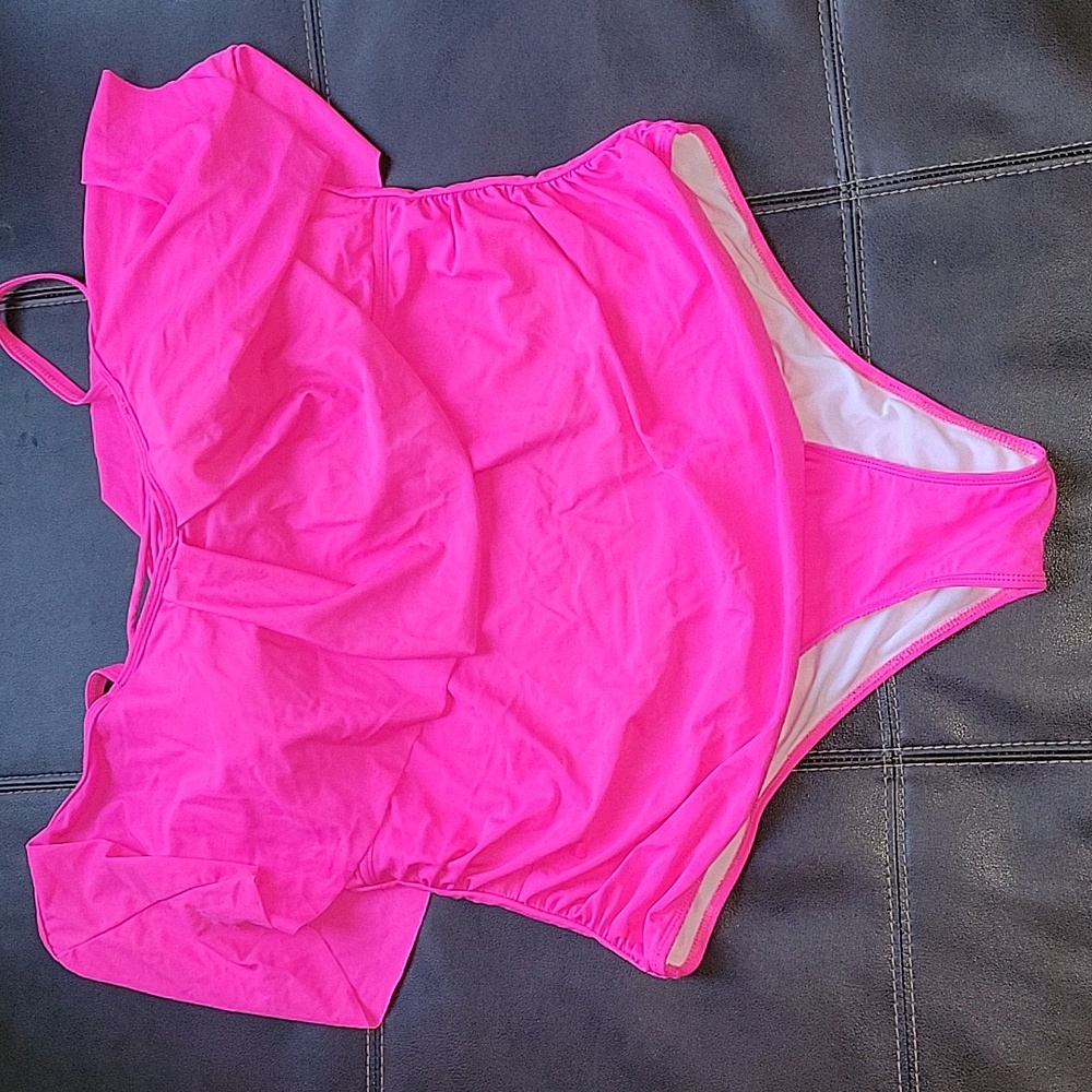 Women's Plus Size Swimsuit 3XL